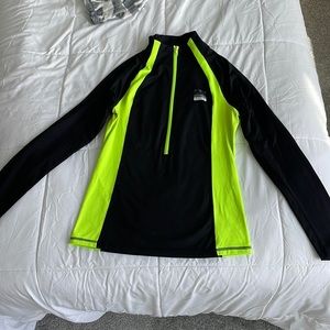 Athletic 1/4 zip top.